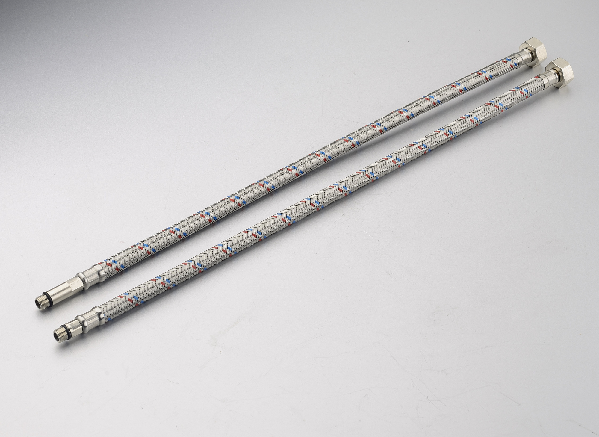 Подводка гибкая ProfECO для смесителя 100 см гайка-штуцер 1/2-М10 PE-FMF100